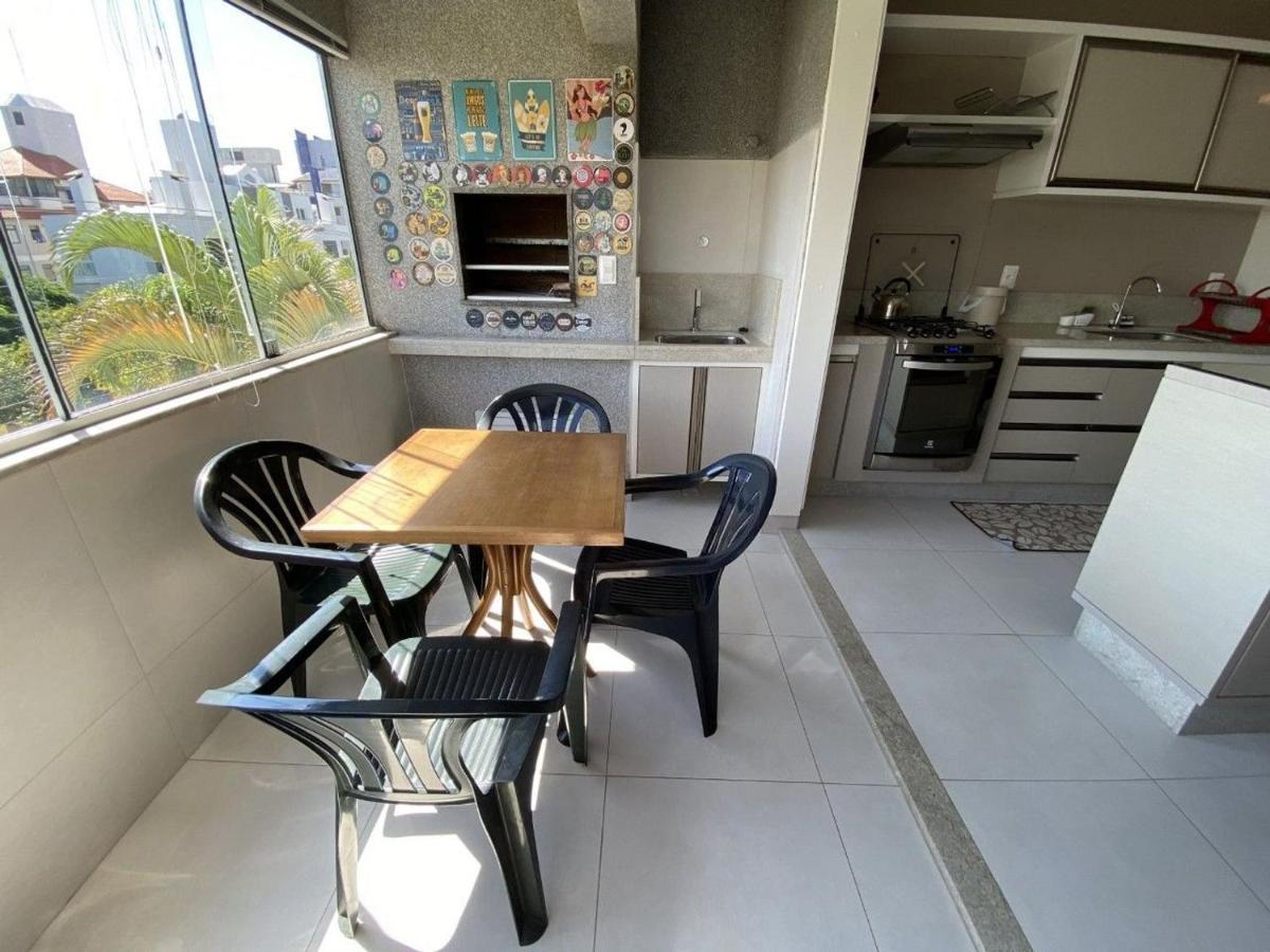 1 Dormitorio A 1 Quadra Da Praia De Jurere Florianopolis Exterior photo