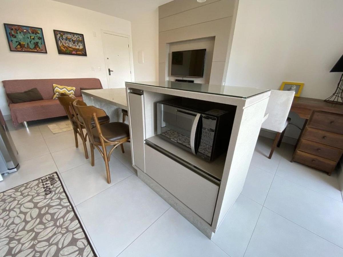 1 Dormitorio A 1 Quadra Da Praia De Jurere Florianopolis Exterior photo