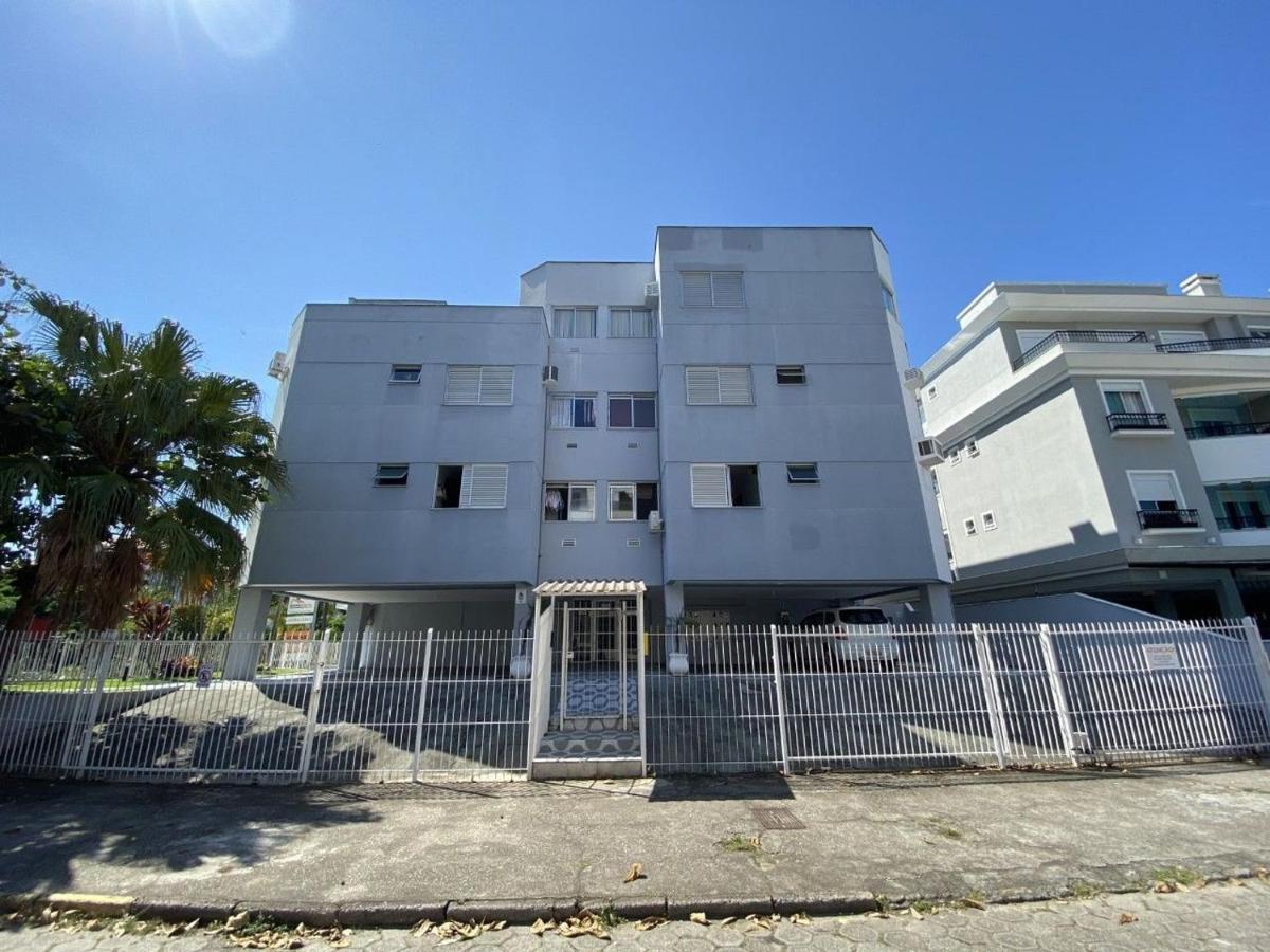 1 Dormitorio A 1 Quadra Da Praia De Jurere Florianopolis Exterior photo
